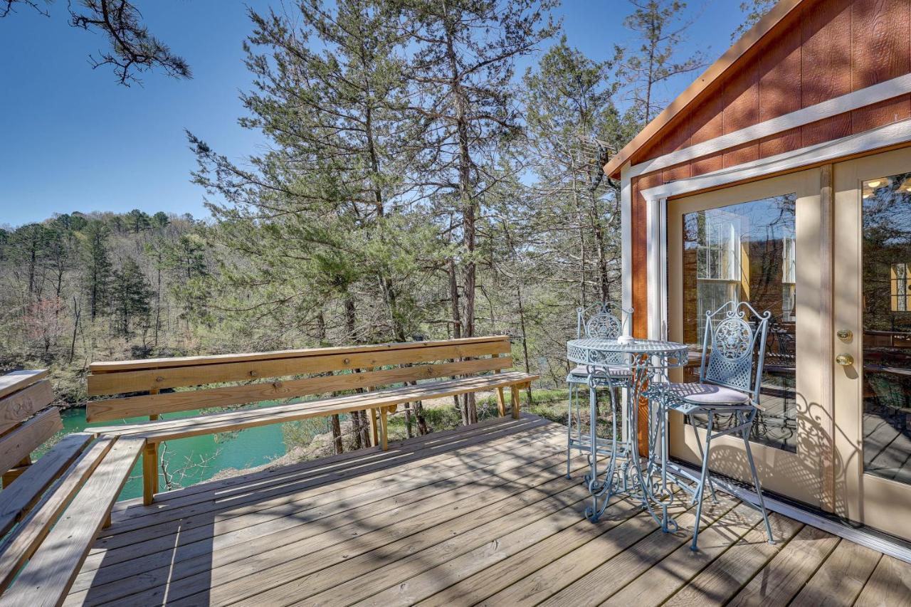 Cliffside Eureka Springs Cabin With Beaver Lake View Eksteriør bilde